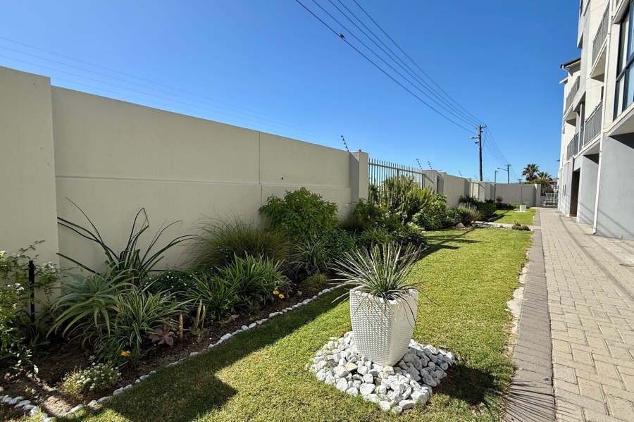 2 Bedroom Property for Sale in Beachfront Western Cape